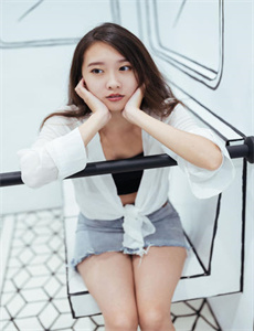 美美哒日本在线观看直播/适合晚上一个人看B站